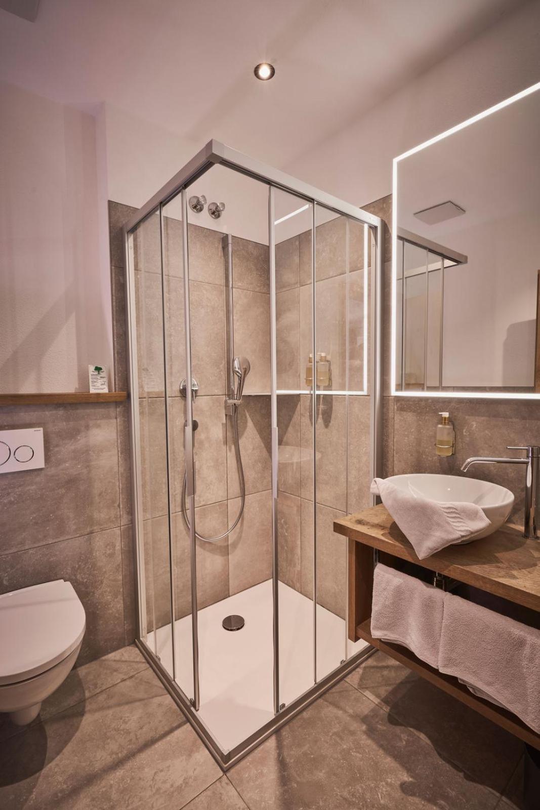 Hotel Rait´ner Wirt à Schleching Extérieur photo